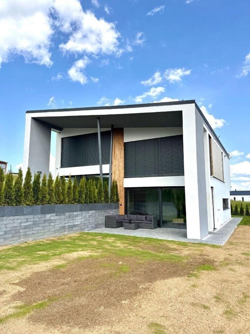 Luxury Apartments Maly Slavkov Exteriör bild